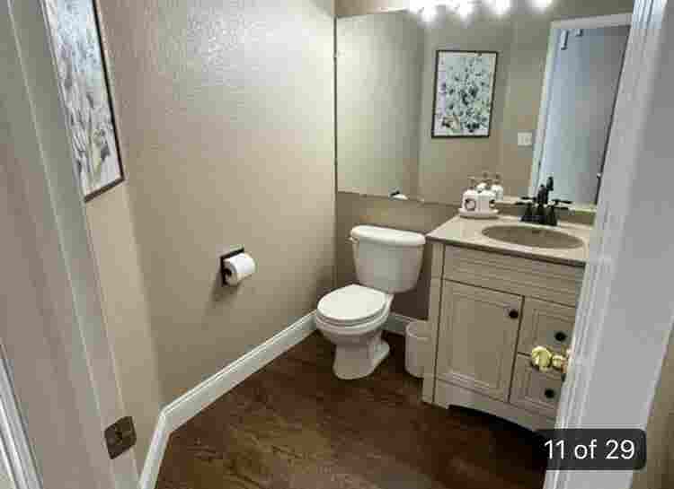 Two Roommates in Longmont CO