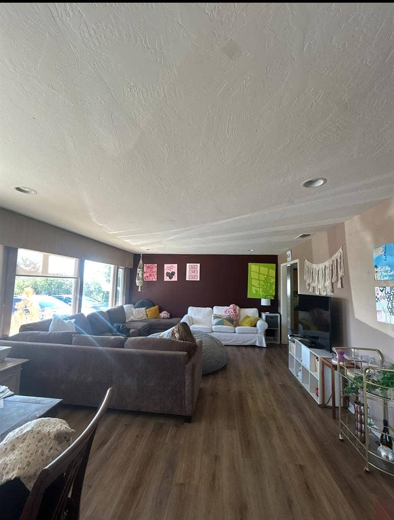 Private room for rent!