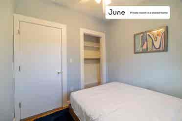 2 BR in Boston