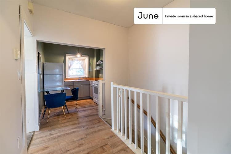 2 BR in Boston