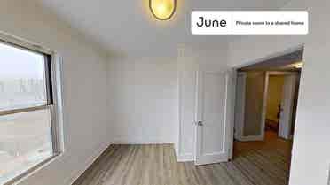 4 BR in Boston