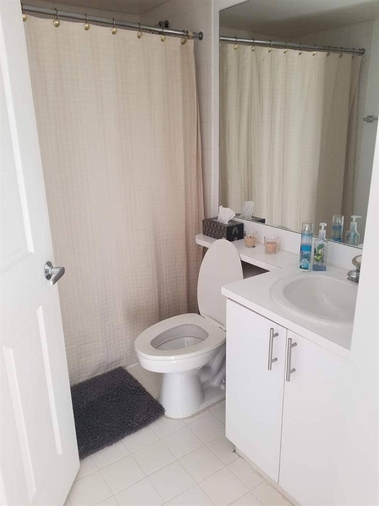 Rent a room just for female