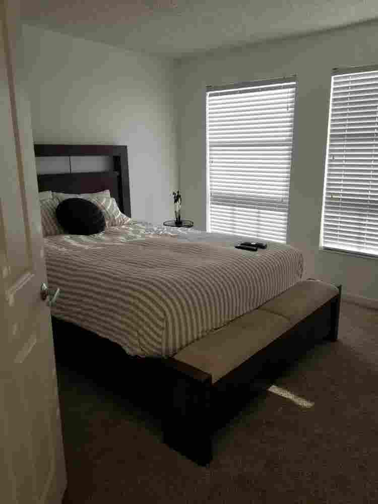 Rent a room just for female
