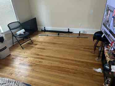 Looking for roommate ASAP !