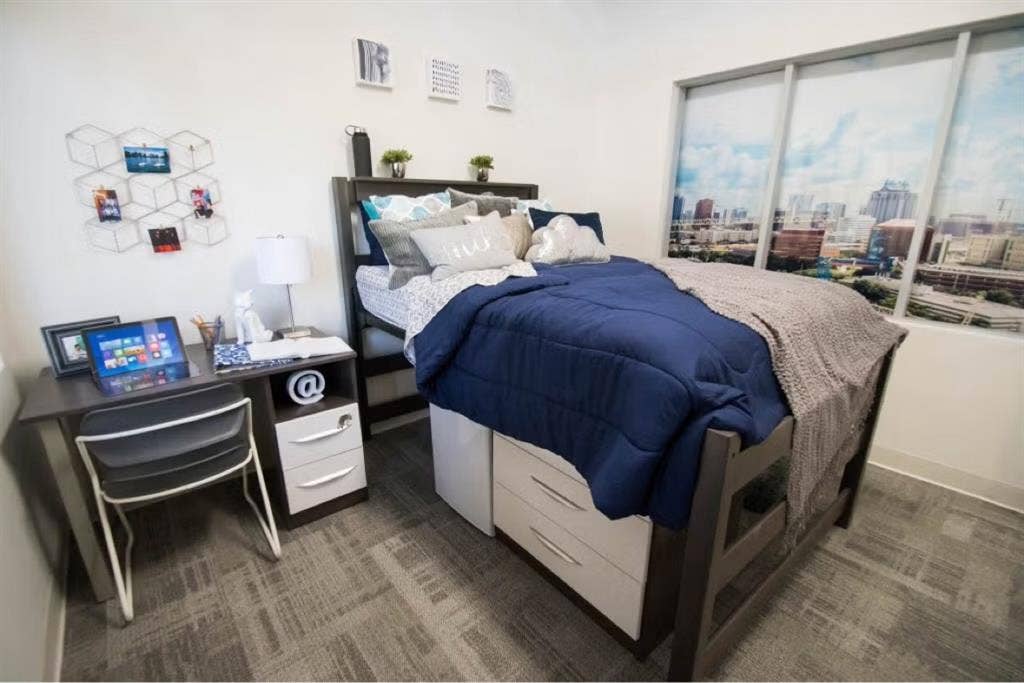 UnionWest Housing- Private Room