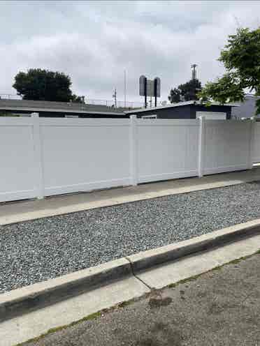 ONE female master bedroom for rent.
