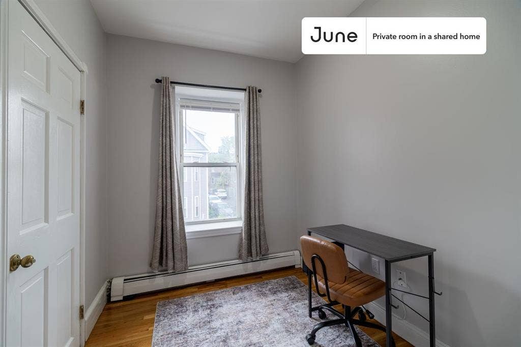 3 BR in Boston