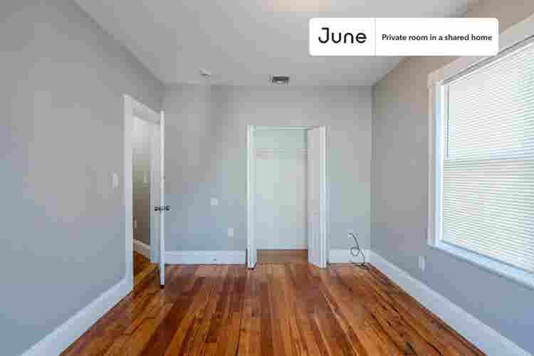 4 BR in Boston