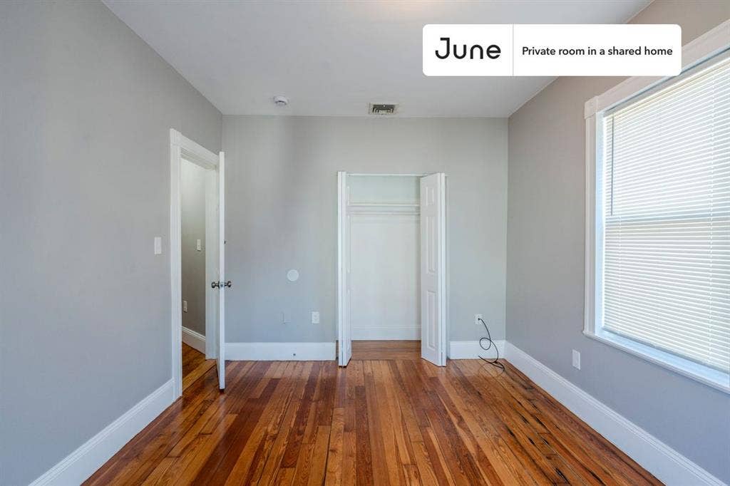 4 BR in Boston