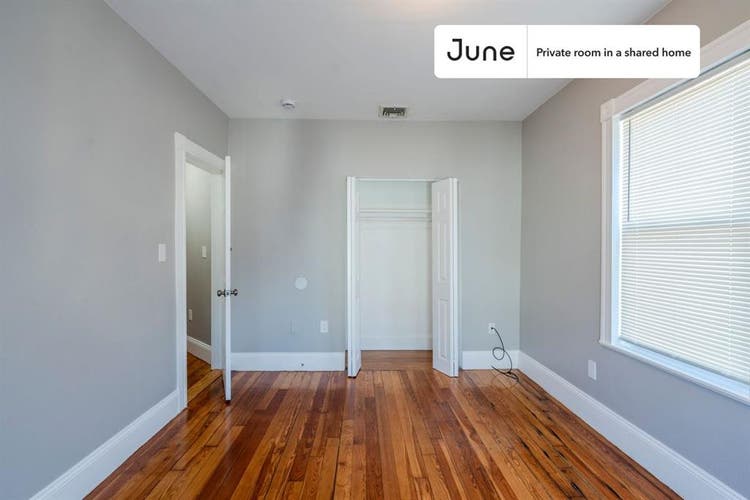 4 BR in Boston