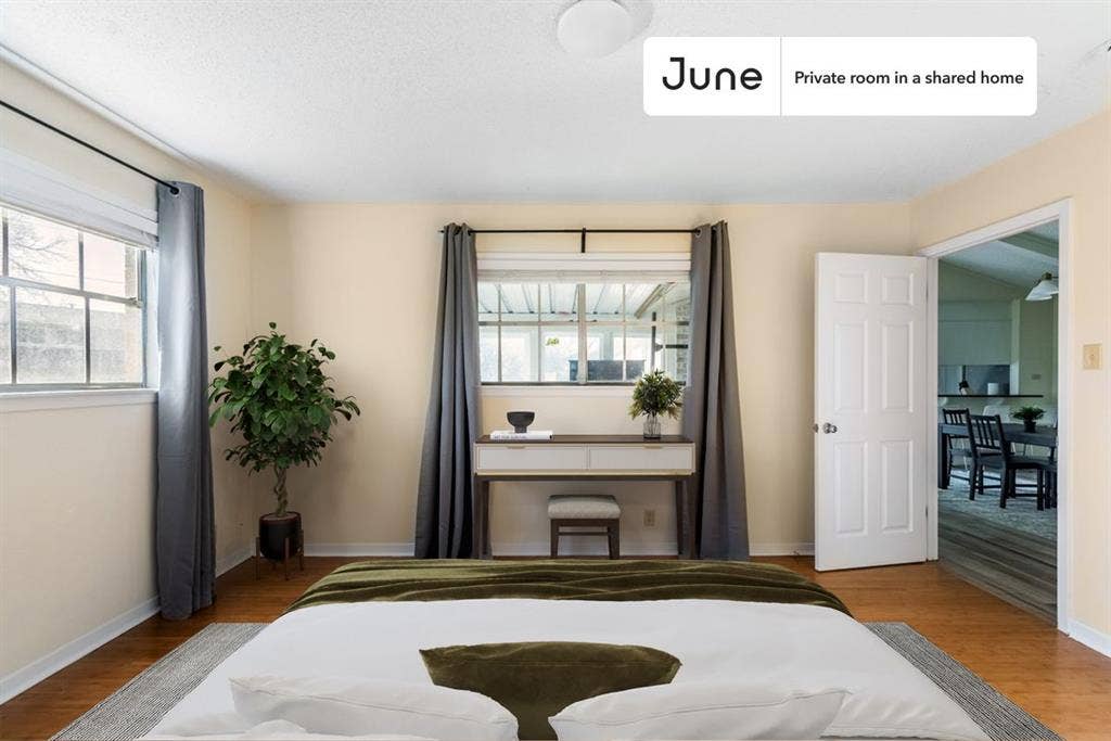 4 BR in Austin