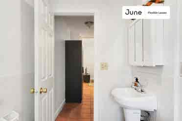 4 BR in Boston