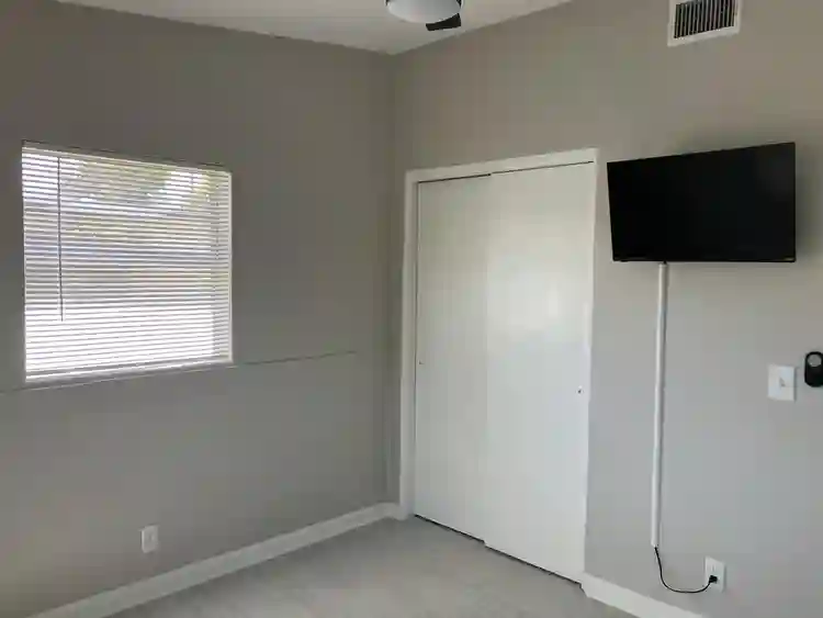 Room Available In Sanford