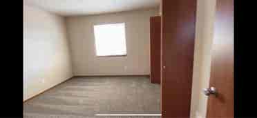 Female Roommates Needed +