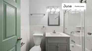 2 BR in New York City