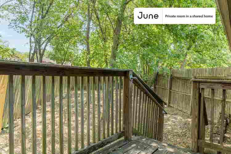 3 BR in Austin