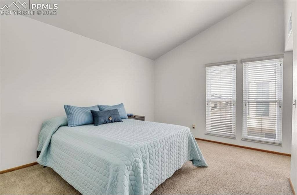Private bedroom for rent!