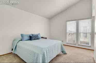 Private bedroom for rent!