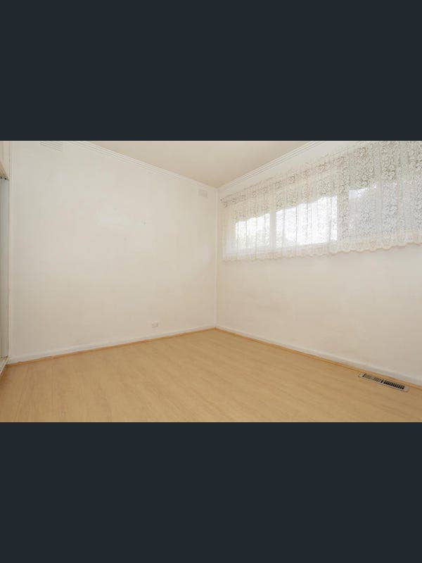 3 bedrooms for rent