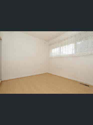 3 bedrooms for rent