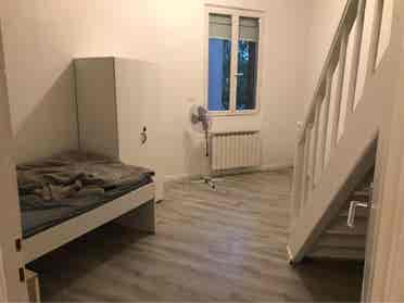 Roommate Wanted – Peaceful Home