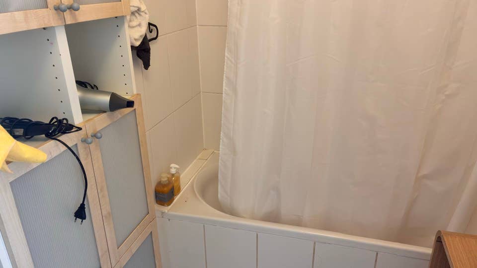 FURNISHED ROOM FOR RENT NEAR PARIS