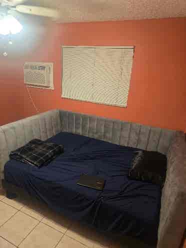 Single room, for Single person