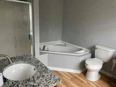 LARGE MASTER BED. PRIVATE BATHROOM