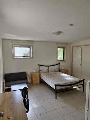 Fully Furnished. All Bills included