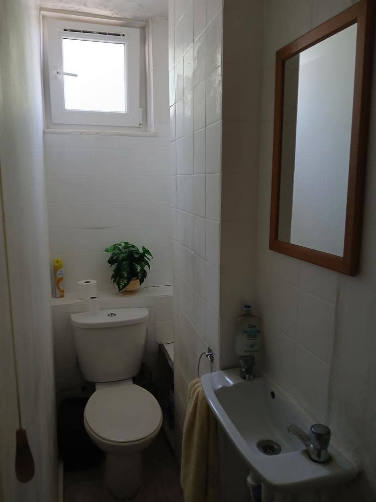 Double Bedroom to let.
