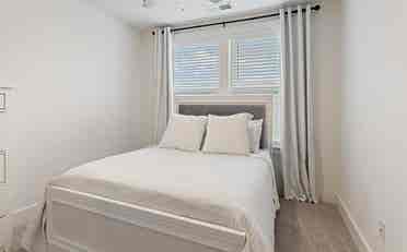 Private Room for Rent in Townhome