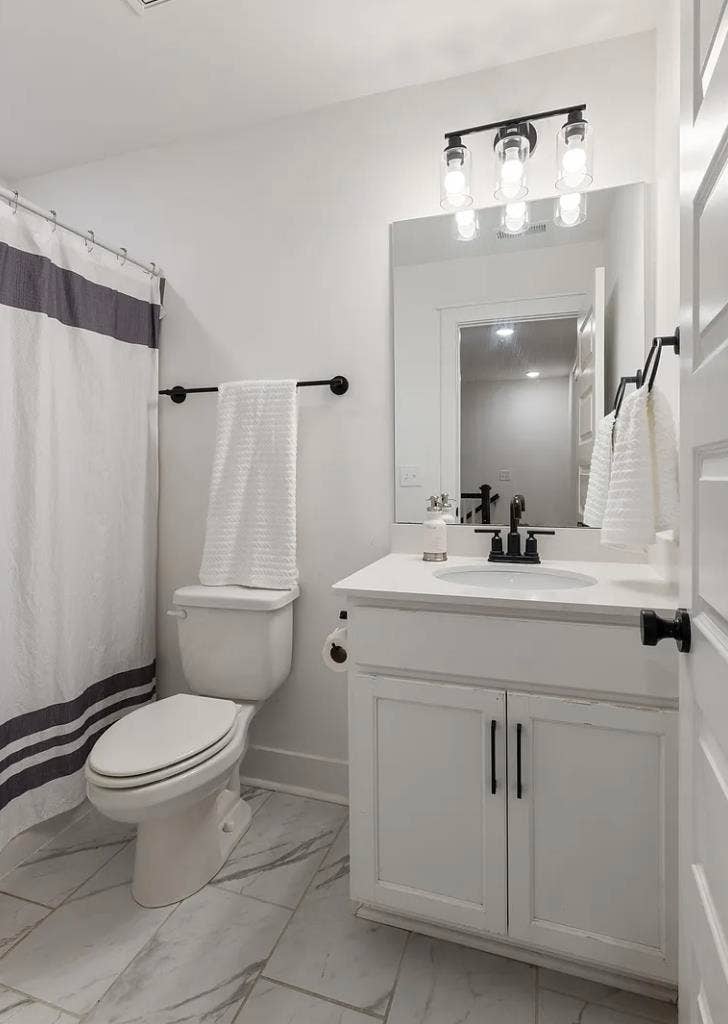 Private Room for Rent in Townhome