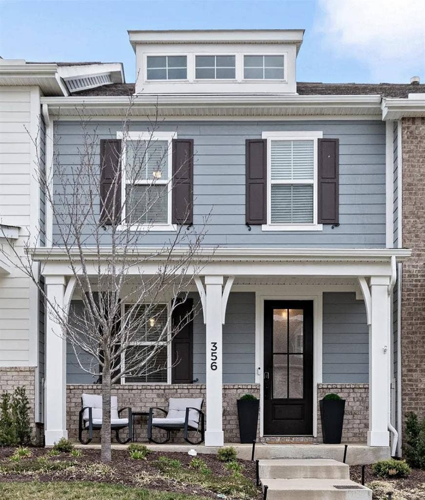 Private Room for Rent in Townhome