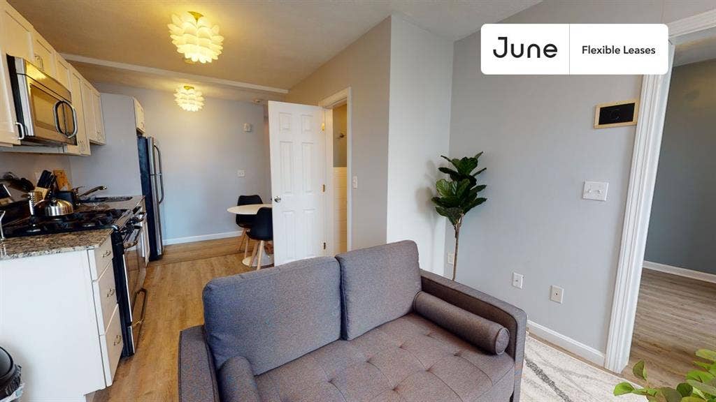 3 BR in Boston