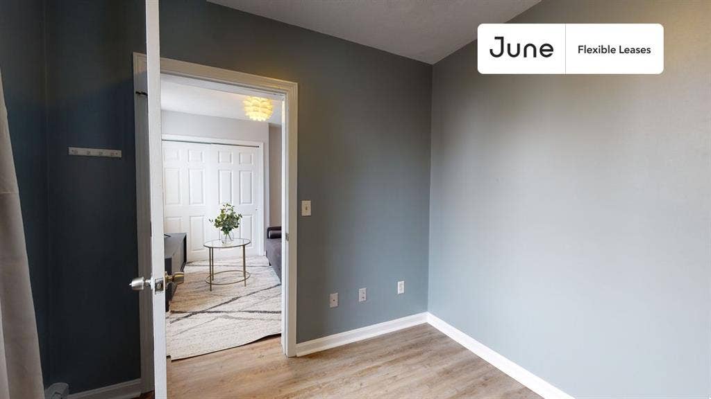 3 BR in Boston