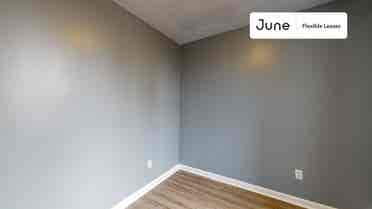 3 BR in Boston
