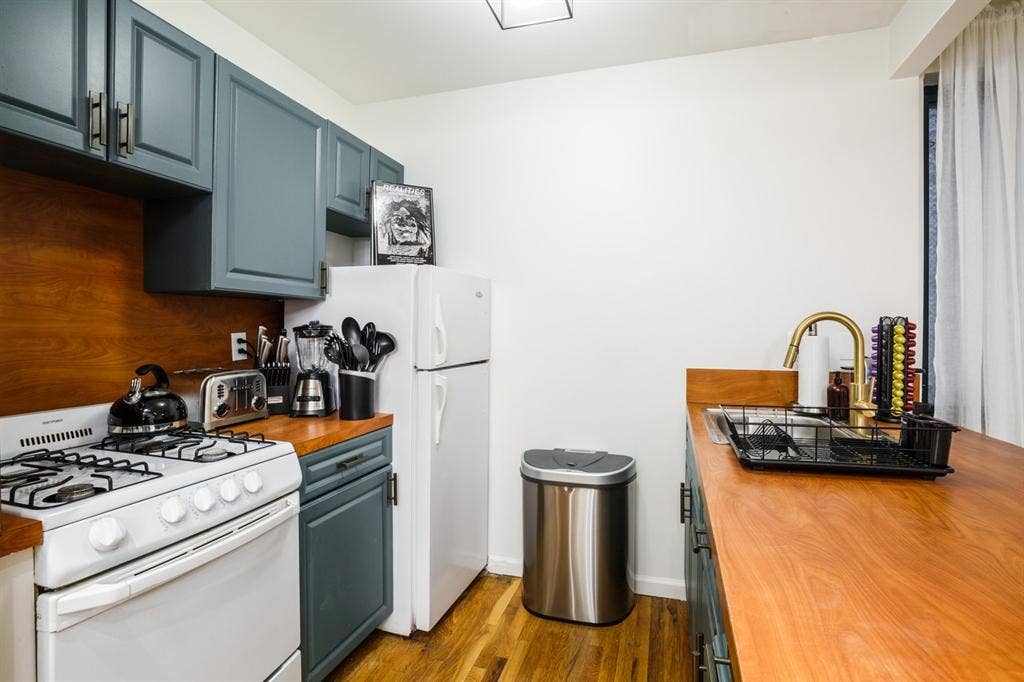 5 BR in New York City