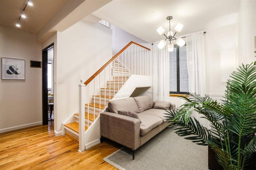 5 BR in New York City