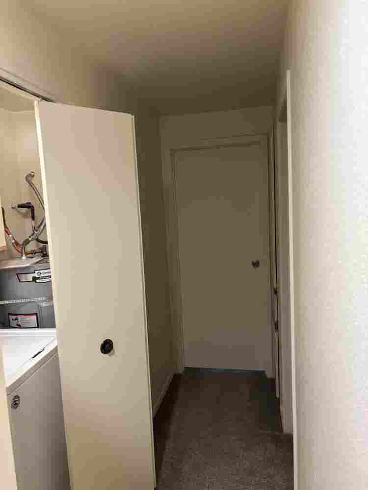 Looking for lgbt friendly roommate