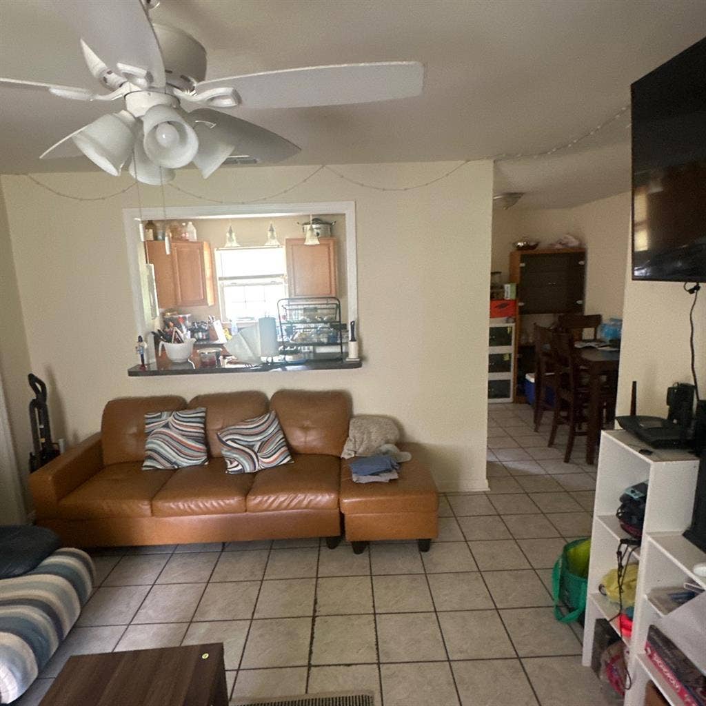 2 rooms for rent!