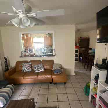 2 rooms for rent!