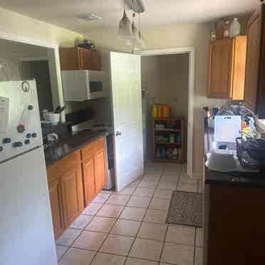 2 rooms for rent!