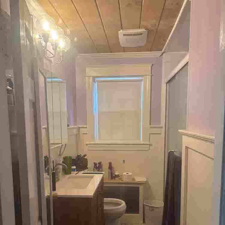 Private room for rent