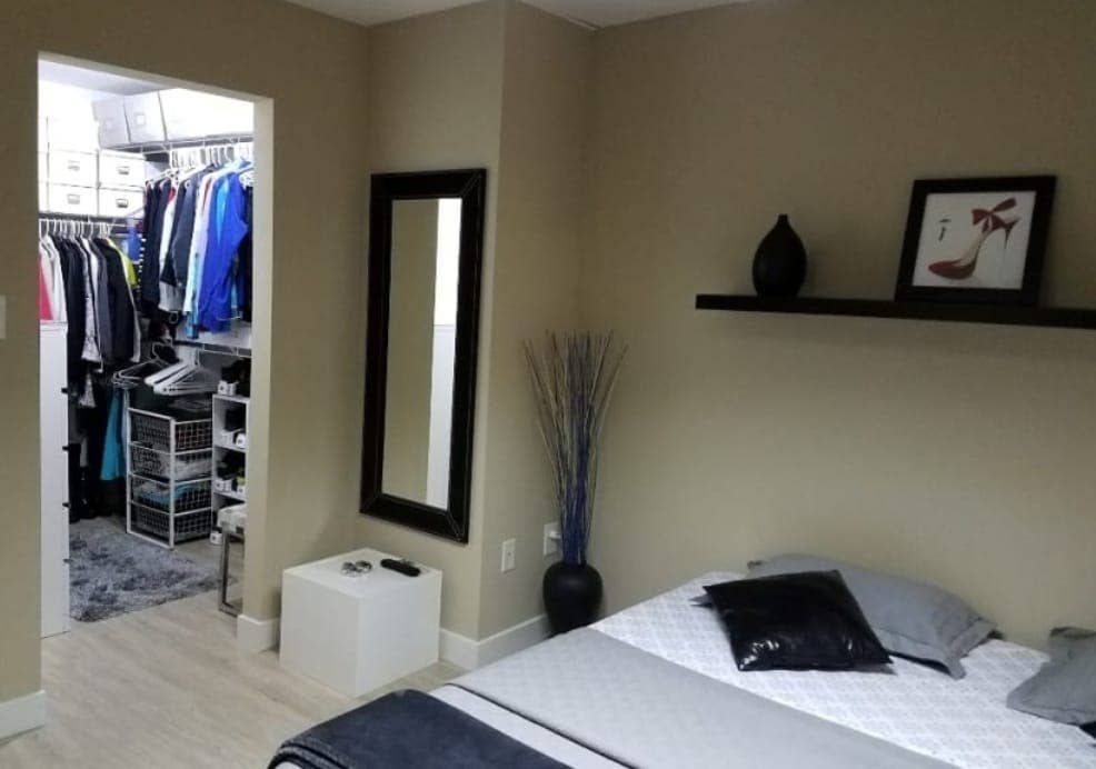 Room for Rent – Males Only – Freder