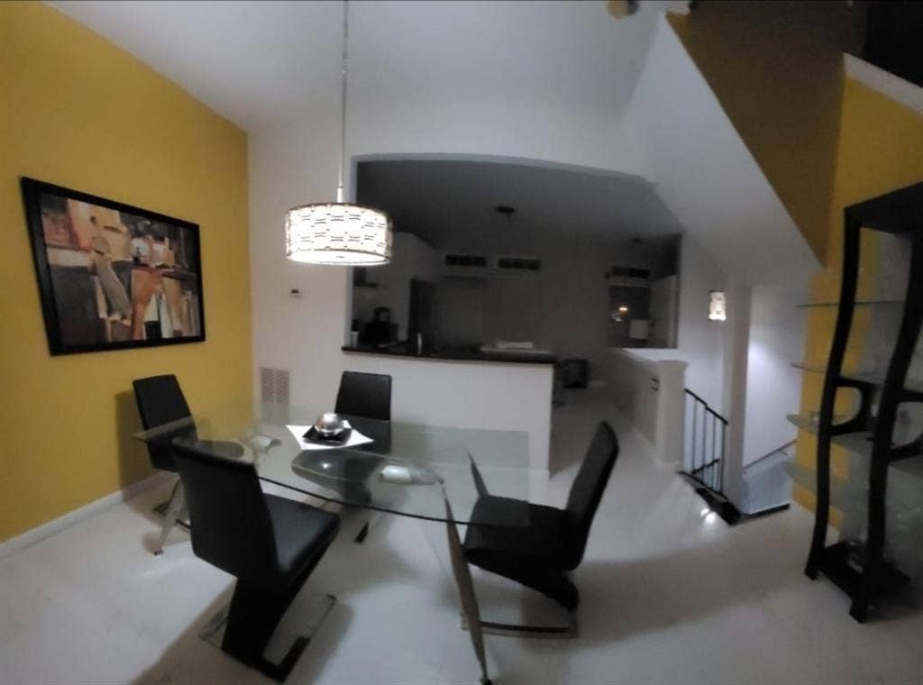 Room for Rent – Males Only – Freder