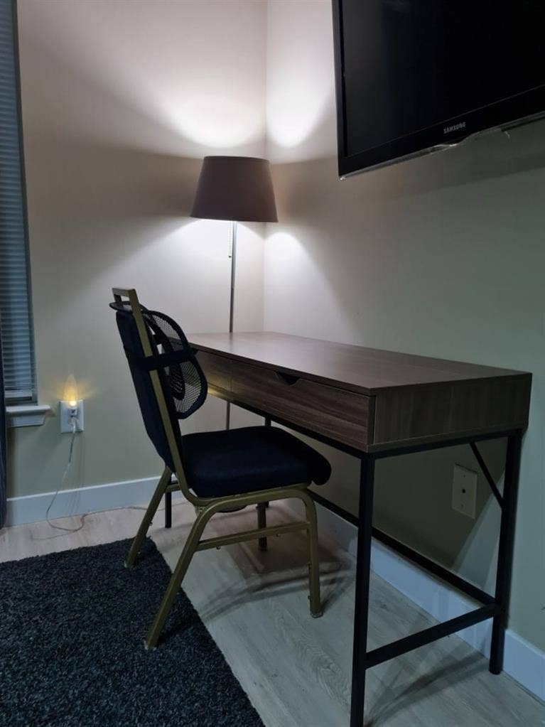 Room for Rent – Males Only – Freder