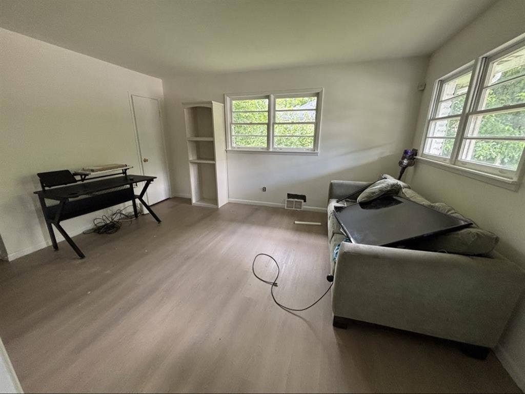 Charming 1 level Home