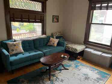 Room available in a gorgeous Uptown