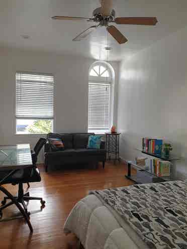 ROOM IN THE HEART OF HOLLYWOOD