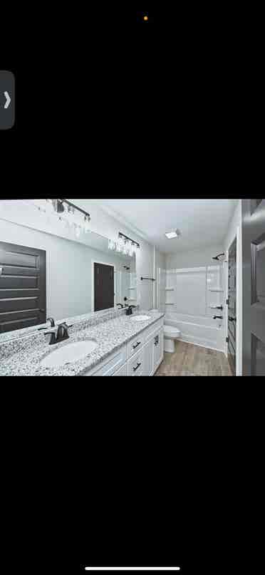 Private room/bathroom for rent!